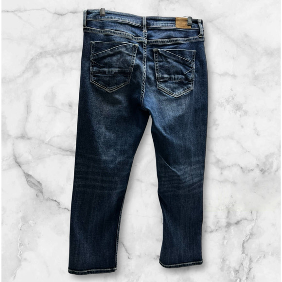 BKE Buckle Jeans Women's 30 Blue Victoria Universal Fit Mid Rise Stretch Cropped - Picture 3 of 12
